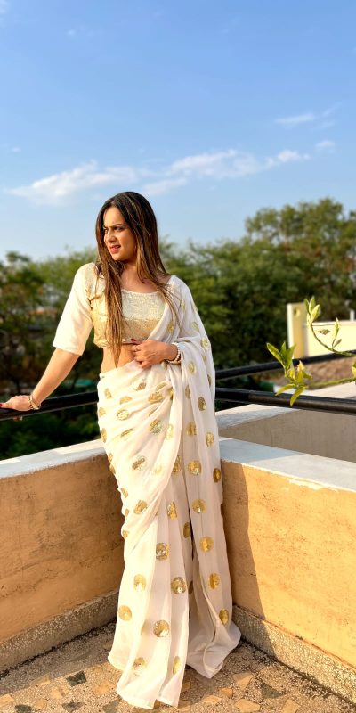 JR 589 White Color Georgette Embroidery Sequence work with folo piping Saree Casual, Wedding, Festive, Events . Expected Delivery 4-6 Working Days @1599/- | Bollywood Sarees, Creative Sarees, Designer Sarees, Embroidered Sarees, Ethnic Saree, Modern Digital sarees, Party Wear Sarees, Sarees