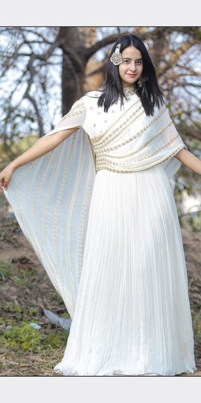KT-204 White Color Georgette Threadbare With Sequin Work Anarkali Gown Wedding Party, Festive, Events Etc.4-6 Working Days@1699/- only | Bollywood Gowns, Creative Gowns, Designer Gowns, Embroidered Gowns, Gowns, Party Wear Gowns, Straight Suits