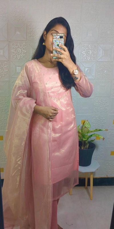 MF 788 Light pink Color Heavy Twill Golden Shining Fabric Kurti Casual, Wedding, Party, Festive, Events Etc. Expected Delivery 4-6 Working Days @1349/- | Bollywood Kurti, Creative Kurtis, Designer Kurti, Kurti, Party Wear Kurti, Selfie Kurti