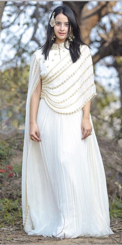 KT-204 White Color Georgette Threadbare With Sequin Work Anarkali Gown Wedding Party, Festive, Events Etc.4-6 Working Days@1699/- only | Bollywood Gowns, Creative Gowns, Designer Gowns, Embroidered Gowns, Gowns, Party Wear Gowns, Straight Suits