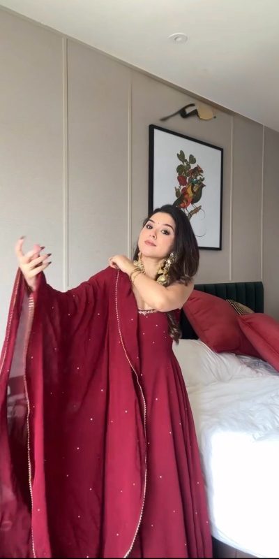 RTC 5839 Maroon Color Foix Georgette Thread With Real Mirror With Diamond Salwar Suit , Wedding, Party, Festive, Events Etc.4-6 Working Days@ 1949/-only | Jump Suits, Casual Suits, Creative suits, Designer Suits, Palazzo Suits, Party Wear Suits, Patiala Suits, Salwar suit, Straight Suits