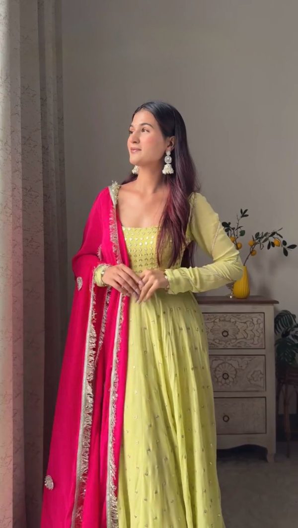 Cool Pista Color Foix Georgette Thread With Sequence Salwar Suit