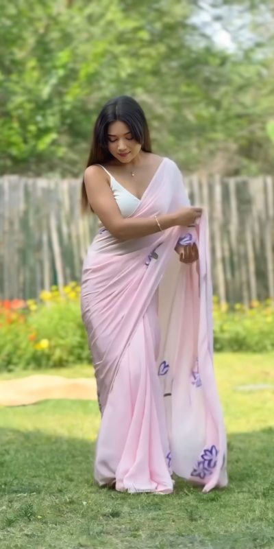 SC 408 Pink Color Pure Soft Georgette Silk Pari Work Saree Casual, Wedding, Festive, Events . Expected Delivery 4-6 Working Days @1599/- only | Bollywood Sarees, Creative Sarees, Designer Sarees, Embroidered Sarees, Ethnic Saree, Modern Digital sarees, Party Wear Sarees, Sarees