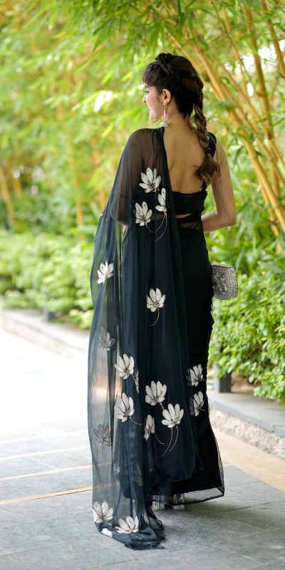 SC 411 Black Color Soft Georgette Silk All Over Saree Casual, Wedding, Festive, Events . Expected Delivery 4-6 Working Days @1599/- only | Bollywood Sarees, Creative Sarees, Designer Sarees, Embroidered Sarees, Ethnic Saree, Modern Digital sarees, Party Wear Sarees, Sarees