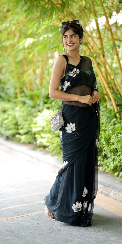 SC 411 Black Color Soft Georgette Silk All Over Saree Casual, Wedding, Festive, Events . Expected Delivery 4-6 Working Days @1599/- only | Bollywood Sarees, Creative Sarees, Designer Sarees, Embroidered Sarees, Ethnic Saree, Modern Digital sarees, Party Wear Sarees, Sarees