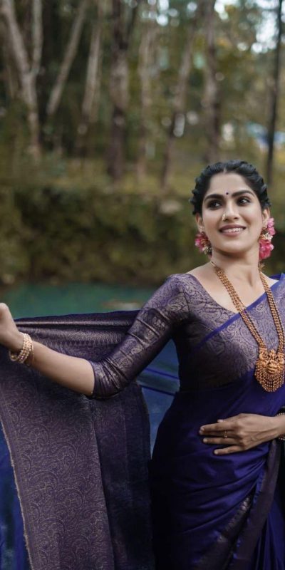 KP 3042 Navy Blue Color Soft Litchi Silk Jacquard Work Saree Casual, Wedding, Festive, Events . Expected Delivery 4-6 Working Days @1349/- only | Bollywood Sarees, Creative Sarees, Designer Sarees, Embroidered Sarees, Ethnic Saree, Modern Digital sarees, Party Wear Sarees, Sarees