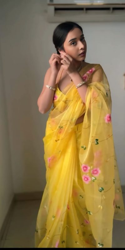 SC 236 Yellow Color Soft Organza Silk Ready To Wear Saree Casual, Wedding, Festive, Events . Expected Delivery 4-6 Working Days @1549/- only | Bollywood Sarees, Creative Sarees, Designer Sarees, Embroidered Sarees, Ethnic Saree, Modern Digital sarees, Party Wear Sarees, Sarees