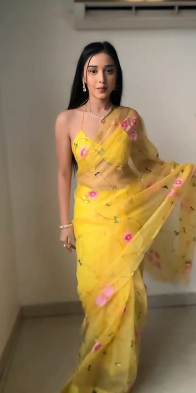 SC 236 Yellow Color Soft Organza Silk Ready To Wear Saree Casual, Wedding, Festive, Events . Expected Delivery 4-6 Working Days @1549/- only | Bollywood Sarees, Creative Sarees, Designer Sarees, Embroidered Sarees, Ethnic Saree, Modern Digital sarees, Party Wear Sarees, Sarees