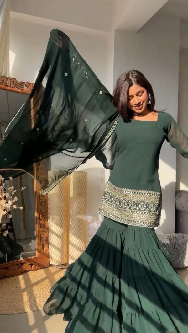 Simple Green Color Georgette Thread Sequence Salwar Suit