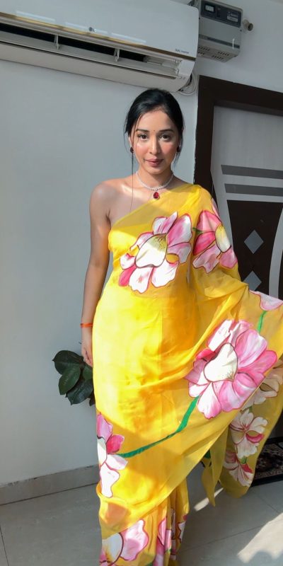 SC 228 Yellow Color Soft Organza Silk Ready To Wear Saree Casual, Wedding, Festive, Events . Expected Delivery 4-6 Working Days @1549/- only | Bollywood Sarees, Creative Sarees, Designer Sarees, Embroidered Sarees, Ethnic Saree, Modern Digital sarees, Party Wear Sarees, Sarees