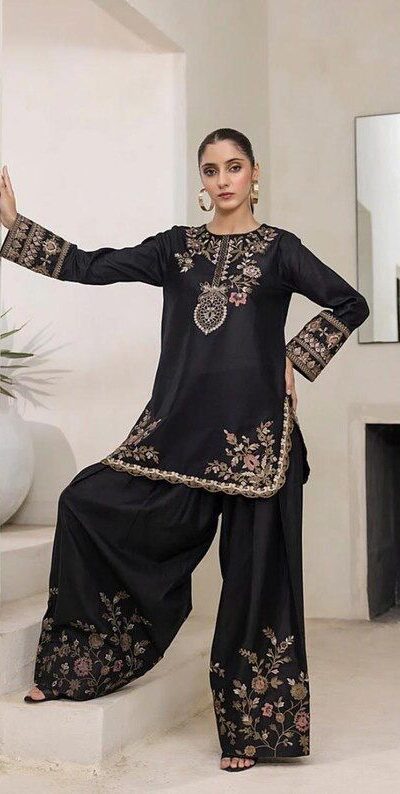 DC 107 Black Havy Natural Crep Salwar Suit Perfect for Wedding, Party, Cultural Events, Family Gatherings, Ethnic Day – . Affordable Price ₹1849. Deli | Designer Suits, Jump Suits, Casual Suits, Creative suits, Palazzo Suits, Party Wear Suits, Patiala Suits, Salwar suit, Straight Suits