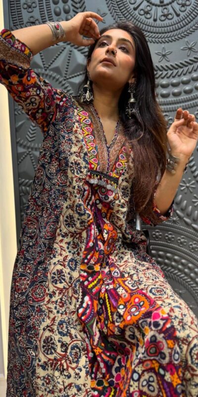 BE 392 Multi Rayon With Lace Work On Neck Salwar Suit Wedding, Party, Festive, Events Introductory Price ₹1699. Delivery 4-6 Working Days. Shop now. | Jump Suits, Tops & Bottoms, Track Suits, Trendy Wear, Casual Suits, Creative suits, Designer Suits, Palazzo Suits, Party Wear Suits, Patiala Suits, Salwar suit, Straight Suits