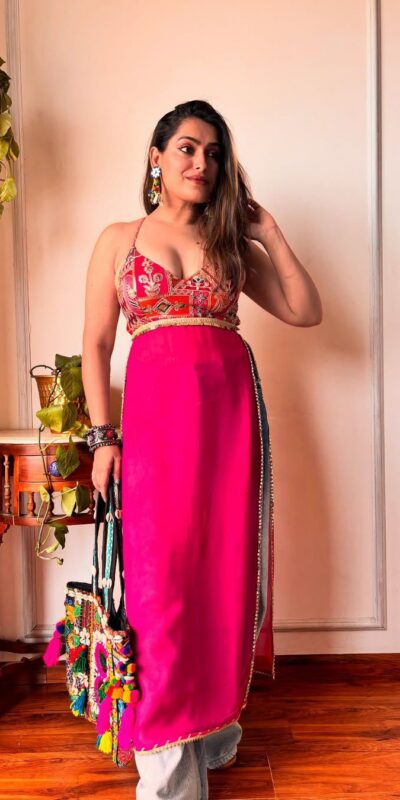 LG 655 Red Georgette with Embroidery Work Kurti . Wedding, Party, Festive, Events, Festive Deal ₹1599. Delivery 4-6 Working Days. Shop now. | Bollywood Kurti, Creative Kurtis, Designer Kurti, Kurti, Party Wear Kurti, Selfie Kurti