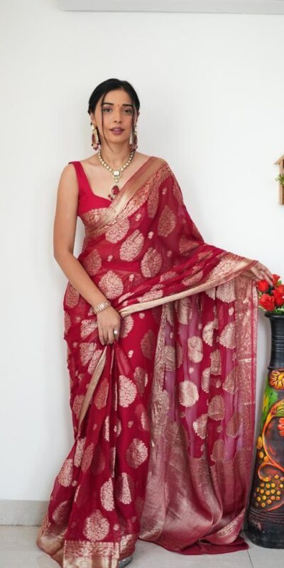 KP 5039 Red Perfect for Soft Lilan Slab Attractive Charm full Saree Wedding, Party, Onam, Engagement, Festival Celebrations . Exclusive Offer ₹1449. | Bollywood Sarees, Creative Sarees, Designer Sarees, Embroidered Sarees, Ethnic Saree, Modern Digital sarees, Party Wear Sarees, Sarees