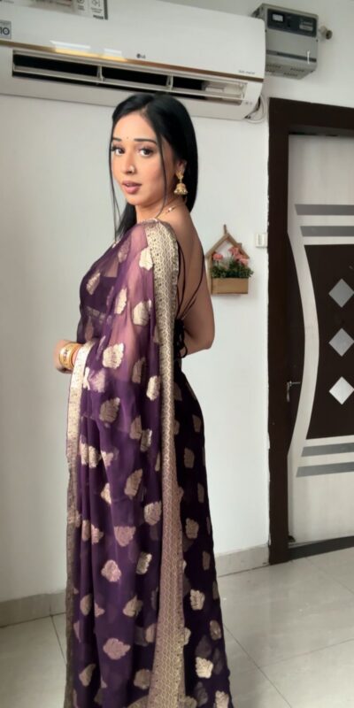 SC 239 Pink Georgette With Lace Work & Lace Border Saree . Wedding, Party, Festive, Events, Exclusive Offer ₹1599. Delivery 4-6 Working Days. Shop now. | Bollywood Sarees, Creative Sarees, Designer Sarees, Embroidered Sarees, Ethnic Saree, Modern Digital sarees, Party Wear Sarees, Sarees