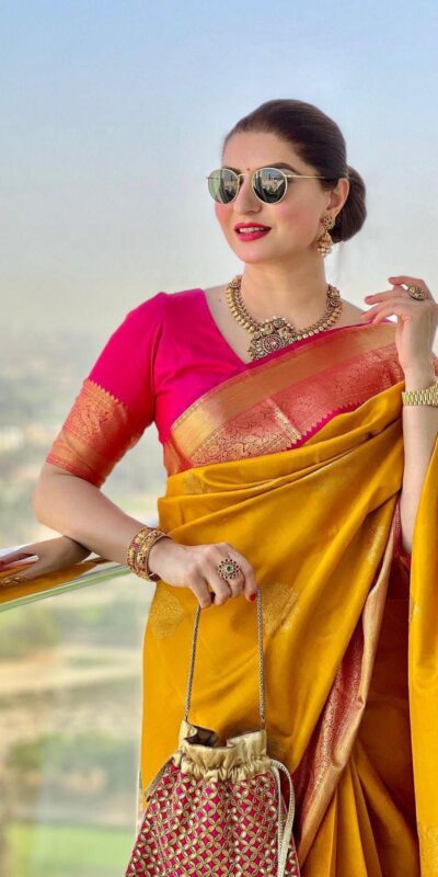 SC 239 Pink Georgette With Lace Work & Lace Border Saree . Wedding, Party, Festive, Events, Exclusive Offer ₹1599. Delivery 4-6 Working Days. Shop now. | Bollywood Sarees, Creative Sarees, Designer Sarees, Embroidered Sarees, Ethnic Saree, Modern Digital sarees, Party Wear Sarees, Sarees
