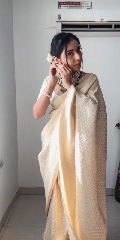 KPR 176 Off White Soft Lichi Silk Saree Perfect for Wedding, Party, Family Gatherings, Baisakhi, Holi – . Now at just ₹1499. Delivery 4-6 Working | Bollywood Sarees, Creative Sarees, Designer Sarees, Embroidered Sarees, Ethnic Saree, Modern Digital sarees, Party Wear Sarees, Sarees