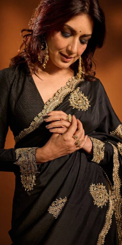 BT 1304 Black Rangoli Crush Silk Saree with Sequins Work & Embroidery Work. Now at just ₹1999. Delivery 4-6 Working Days. Shop now. | Bollywood Sarees, Creative Sarees, Designer Sarees, Embroidered Sarees, Ethnic Saree, Modern Digital sarees, Party Wear Sarees, Sarees