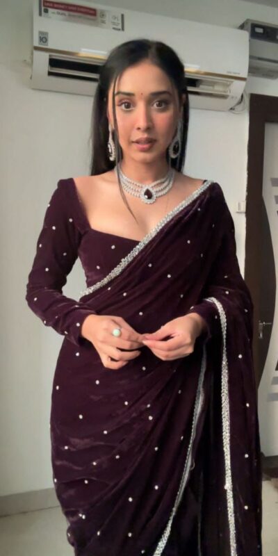 BD 1798 Wine Velvet 9000 with Revert Machine Pearl Work Saree Designer Work. Get it for ₹2049. Delivery 4-6 Working Days. Shop now. | Bollywood Sarees, Creative Sarees, Designer Sarees, Embroidered Sarees, Ethnic Saree, Modern Digital sarees, Party Wear Sarees, Sarees