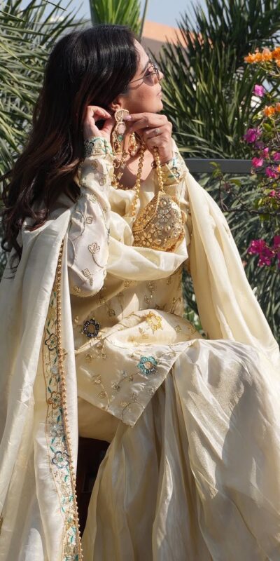 ZSR 3155 Off White Chinnon Salwar Suit Perfect for Wedding, Party, Durga Puja, Reception, Onam – . Grab it for ₹1999. Delivery 4-6 Working Days. | Jump Suits, Tops & Bottoms, Track Suits, Trendy Wear, Casual Suits, Creative suits, Designer Suits, Palazzo Suits, Party Wear Suits, Patiala Suits, Salwar suit, Straight Suits