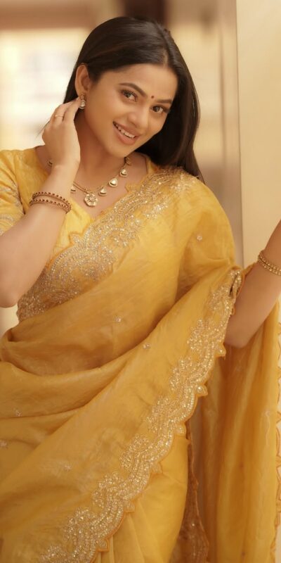 JR 642 Yellow Soft gold crush Saree Perfect for Wedding, Party, Diwali, Pongal, Baisakhi – . Now at just ₹1999. Delivery 4-6 Working Days. Shop now. | Bollywood Sarees, Creative Sarees, Designer Sarees, Embroidered Sarees, Ethnic Saree, Modern Digital sarees, Party Wear Sarees, Sarees