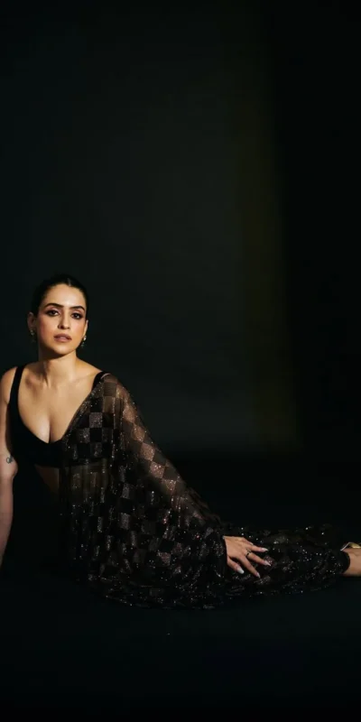 DF 3479 Black Faux Georgette Saree Perfect for Wedding, Party, Bridal Wear, Baisakhi, Raksha Bandhan –. Introductory Price ₹1699. Delivery 4-6 Workin | Bollywood Sarees, Creative Sarees, Designer Sarees, Embroidered Sarees, Ethnic Saree, Modern Digital sarees, Party Wear Sarees, Sarees