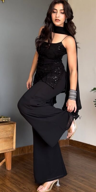 BD 1825 Black Faux Georgette Salwar Suit with Sequins Work & Embroidery Work. Affordable Price ₹1949. Delivery 4-6 Working Days. Shop now. | Jump Suits, Straight Suits, Casual Suits, Creative suits, Designer Suits, Palazzo Suits, Party Wear Suits, Patiala Suits, Salwar suit