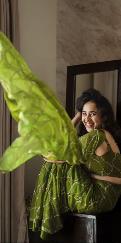 MS 505 Green Viscose Satin Saree with Sequins Work & Embroidery Work. Special Price ₹1599. Delivery 4-6 Working Days. Shop now. | Bollywood Sarees, Creative Sarees, Designer Sarees, Embroidered Sarees, Ethnic Saree, Modern Digital sarees, Party Wear Sarees, Sarees