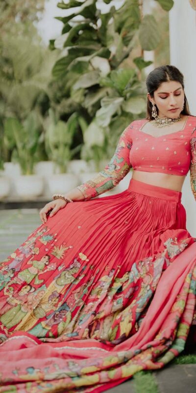 PC 535 Red in Cotton. Kalamkari Print Lehenga Choli Wedding, Party, Festive, Events, Now at just ₹2149. Delivery 4-6 Working Days. Shop now. | Bollywood Lehenga, Creative Lehenga, Designer Lehenga, Embroidered Lehenga, Lehenga, Party Wear Lehenga