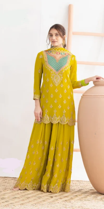 WW G 6000 Green Viscous Chinon Salwar Suit with Lace Work & Embroidery Work. Exclusive Offer ₹2499. Delivery 4-6 Working Days. Shop now. | Jump Suits, Straight Suits, Casual Suits, Creative suits, Designer Suits, Palazzo Suits, Party Wear Suits, Patiala Suits, Salwar suit