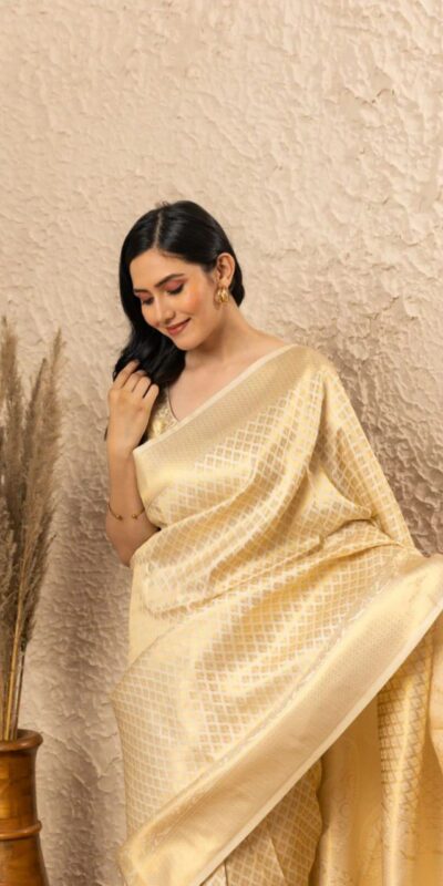 KPR 073 Off White Soft Lichi Silk Saree Perfect for Wedding, Party, Reception, Diwali, Ethnic Day – . Affordable Price ₹1299. Delivery 4-6 Working Days. | Bollywood Sarees, Creative Sarees, Designer Sarees, Embroidered Sarees, Ethnic Saree, Modern Digital sarees, Party Wear Sarees, Sarees