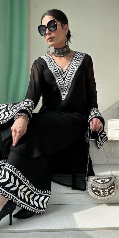 ST 147 Black Color Faux Georgette Salwar Suit with Embroidery Work. Best Price ₹1849. Delivery 4-6 Working Days. Shop now. | Jump Suits, Straight Suits, Casual Suits, Creative suits, Designer Suits, Palazzo Suits, Party Wear Suits, Patiala Suits, Salwar suit