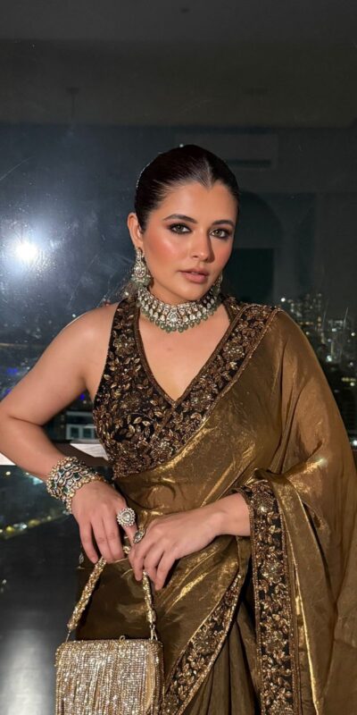 NC 5438 Brown Color Space Silk Saree with Embroidery Work & Zari Work. Best Price ₹2449. Delivery 4-6 Working Days. Shop now. | Bollywood Sarees, Creative Sarees, Designer Sarees, Embroidered Sarees, Ethnic Saree, Modern Digital sarees, Party Wear Sarees, Sarees