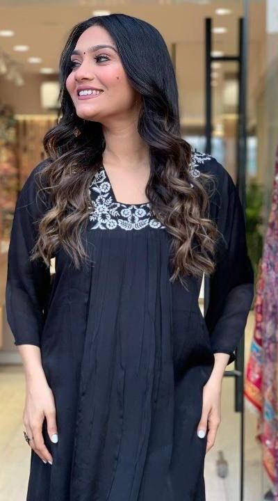 DC G46 Black in Maslin Digital Print Salwar Suit . Wedding, Party, Festive, Events, Introductory Price ₹1699. Delivery 4-6 Working Days. Shop now. | Jump Suits, Straight Suits, Casual Suits, Creative suits, Designer Suits, Palazzo Suits, Party Wear Suits, Patiala Suits, Salwar suit