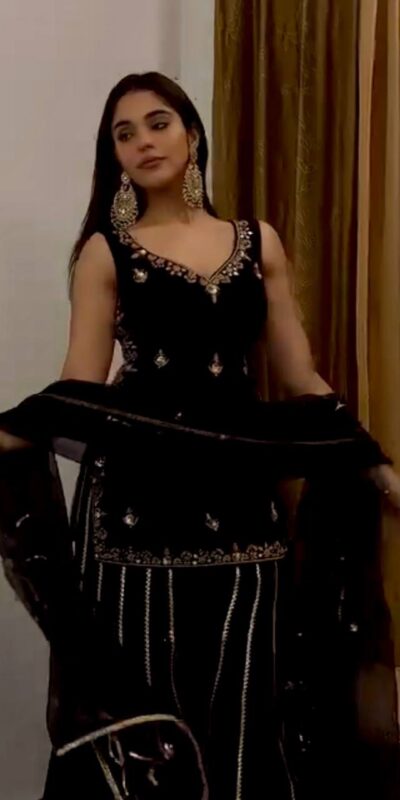 ST 230 Black Viscose Velvet Salwar Suit with Embroidery Work & Lace Work. Grab it for ₹2049. Delivery 4-6 Working Days. Shop now. | Jump Suits, Straight Suits, Casual Suits, Creative suits, Designer Suits, Palazzo Suits, Party Wear Suits, Patiala Suits, Salwar suit