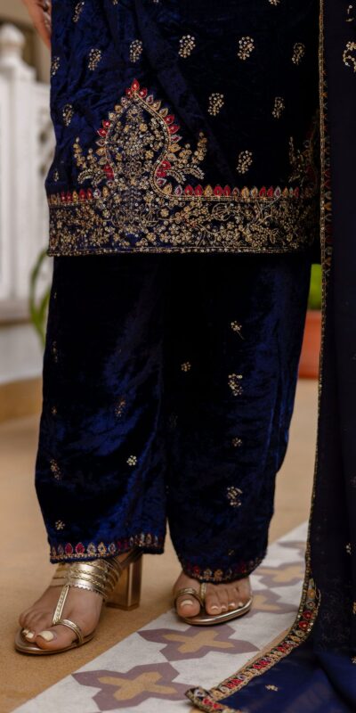 ST 1164 Navy Blue 9000 Velvet Salwar Suit Perfect for Wedding, Party, Family Gatherings, Ethnic Day, Holi – . Best Price ₹2149. Delivery 4-6 Working Days. | Jump Suits, Straight Suits, Casual Suits, Creative suits, Designer Suits, Palazzo Suits, Party Wear Suits, Patiala Suits, Salwar suit