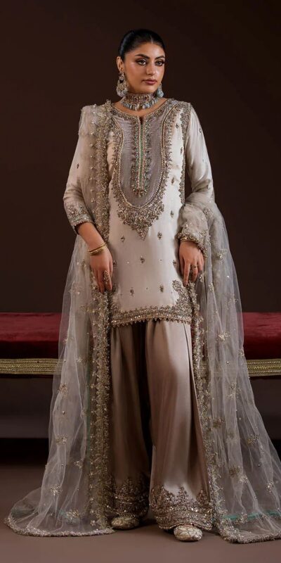LG 2068 Off White Crape Silk Salwar Suit Perfect for Wedding, Party, Onam, Reception, Housewarming – . Grab it for ₹1999. Delivery 4-6 Working Day | Jump Suits, Straight Suits, Casual Suits, Creative suits, Designer Suits, Palazzo Suits, Party Wear Suits, Patiala Suits, Salwar suit