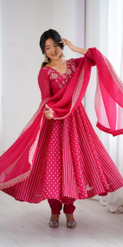 SRK 5293 Pink With Crunchy Silk With Fully Flair with Lace Work & Embroidery Work Anarkali Gown . Introductory Price ₹2149. Delivery 4-6 Worki | Bollywood Gowns, Creative Gowns, Designer Gowns, Embroidered Gowns, Gowns, Party Wear Gowns