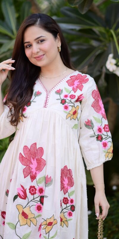 LG 2109 White Rayon Gown Perfect for Wedding, Party, Raksha Bandhan, Karwa Chauth, Eid –. Festive Deal ₹1749. Delivery 4-6 Working Days. Shop now. | Bollywood Gowns, Creative Gowns, Designer Gowns, Embroidered Gowns, Gowns, Party Wear Gowns