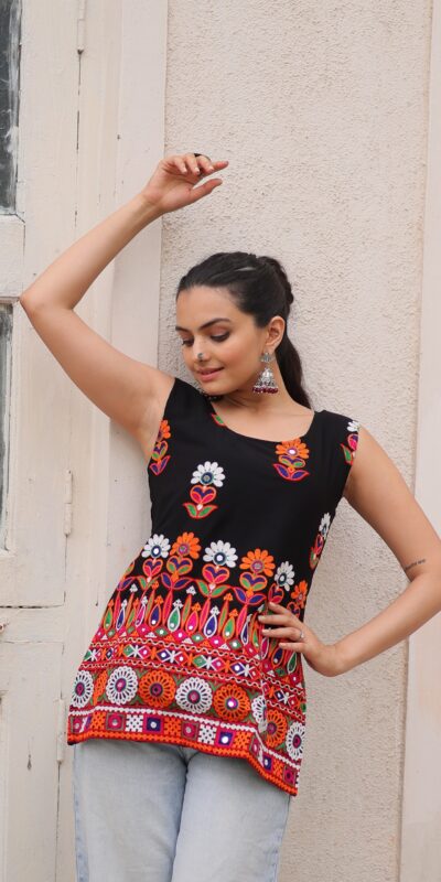 KA 1196 Black Georgette Kurti with Gamthi Work.Wedding, Party, Festive, Events, Exclusive Offer ₹1469. Delivery 4-6 Working Days. Shop now. | Bollywood Kurti, Creative Kurtis, Designer Kurti, Kurti, Party Wear Kurti, Selfie Kurti