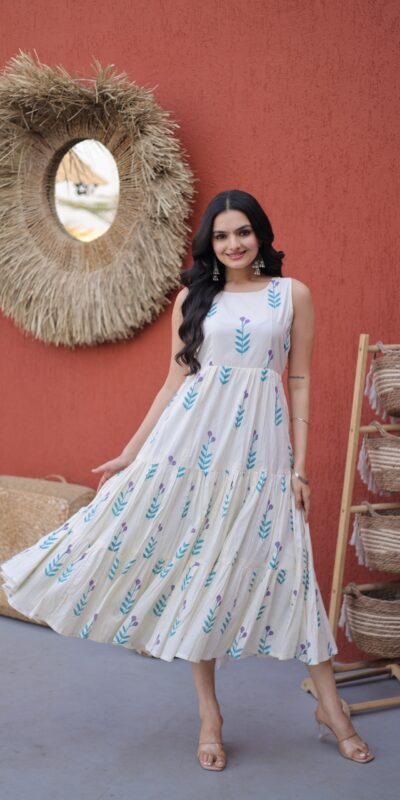 KA 1248 White Cotton Kurti with Printed Work.Wedding, Party, Festive, Events, Exclusive Offer ₹1519. Delivery 4-6 Working Days. Shop now. | Bollywood Kurti, Creative Kurtis, Designer Kurti, Kurti, Party Wear Kurti, Selfie Kurti