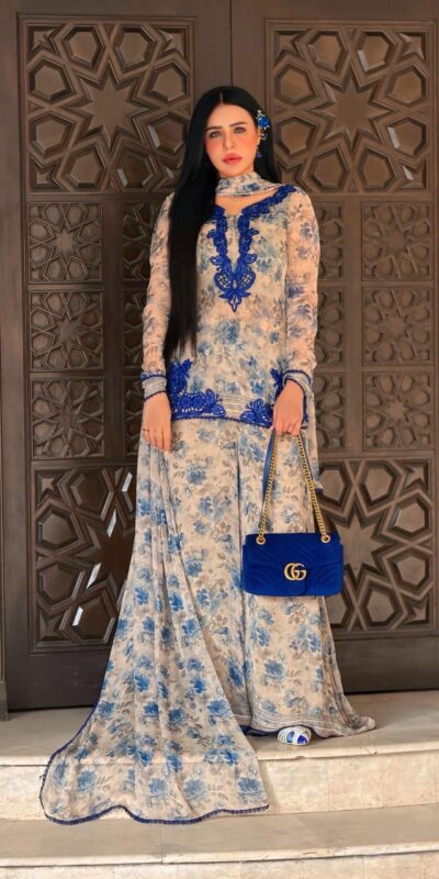 SRK 5352 Cream Faux Georgette Salwar Suit with Designer Work. Affordable Price ₹2049. Delivery 4-6 Working Days. Shop now. | Jump Suits, Straight Suits, Casual Suits, Creative suits, Designer Suits, Palazzo Suits, Party Wear Suits, Patiala Suits, Salwar suit
