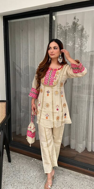 LG 2091 Cream in Cos Moss Mirror Work & Embroidery Work Salwar Suit . Festive Deal ₹2049. Delivery 4-6 Working Days. Shop now. | Jump Suits, Straight Suits, Casual Suits, Creative suits, Designer Suits, Palazzo Suits, Party Wear Suits, Patiala Suits, Salwar suit