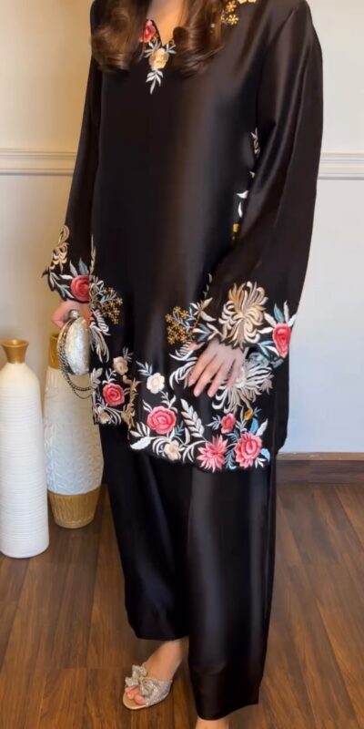 KD 1618 Black Rayon Satin Salwar Suit with Thread Embroidery. Affordable Price ₹1999. Delivery 4-6 Working Days. Shop now. | Jump Suits, Straight Suits, Casual Suits, Creative suits, Designer Suits, Palazzo Suits, Party Wear Suits, Patiala Suits, Salwar suit