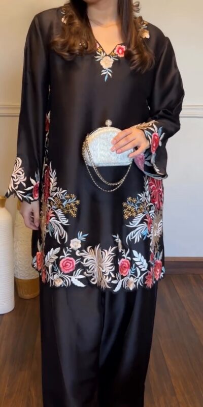KD 1618 Black Rayon Satin Salwar Suit with Thread Embroidery. Affordable Price ₹1999. Delivery 4-6 Working Days. Shop now. | Jump Suits, Straight Suits, Casual Suits, Creative suits, Designer Suits, Palazzo Suits, Party Wear Suits, Patiala Suits, Salwar suit