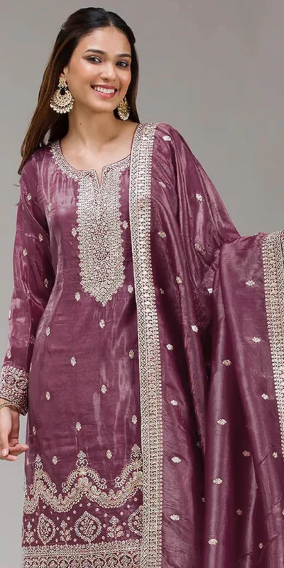 FC 2103 Onion Fancy Gold Crush Salwar Suit Perfect for Wedding, Party, Haldi, Onam, Festival Celebrations – . Get it for ₹2549. Delivery 4-6 Work | Jump Suits, Straight Suits, Casual Suits, Creative suits, Designer Suits, Palazzo Suits, Party Wear Suits, Patiala Suits, Salwar suit