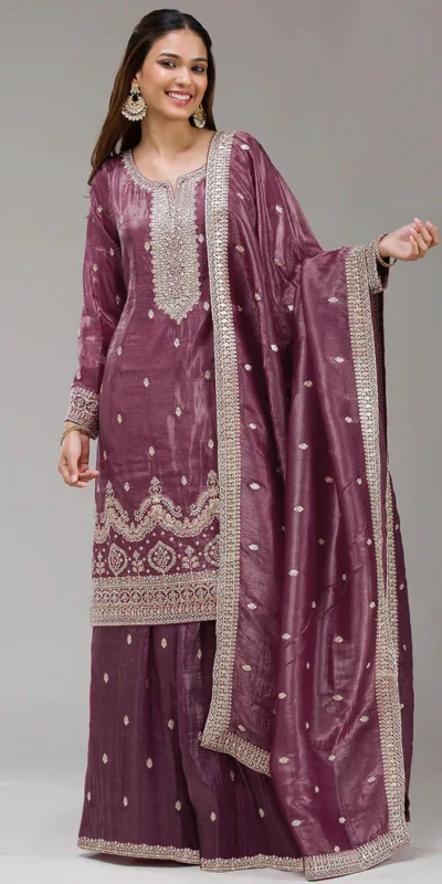 FC 2103 Onion Fancy Gold Crush Salwar Suit Perfect for Wedding, Party, Haldi, Onam, Festival Celebrations – . Get it for ₹2549. Delivery 4-6 Work | Jump Suits, Straight Suits, Casual Suits, Creative suits, Designer Suits, Palazzo Suits, Party Wear Suits, Patiala Suits, Salwar suit