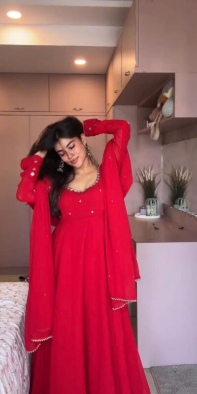 ZB 5074 Red Faux Georgette Gown Perfect for Wedding, Party, Raksha Bandhan, Temple Visit, Onam – . Get it for ₹1899. Delivery 4-6 Working Days. Shop now | Bollywood Gowns, Creative Gowns, Designer Gowns, Embroidered Gowns, Gowns, Party Wear Gowns