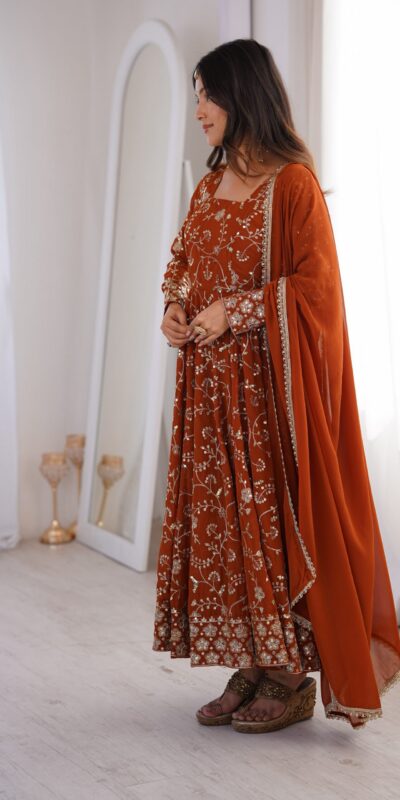 ZF 5024 Rust Fox Perfect for Wedding, Party, Durga Puja, Diwali, Anniversary –Georgette Gown. Now at just ₹2399. Delivery 4-6 Working Days. Shop now. | Bollywood Gowns, Creative Gowns, Designer Gowns, Embroidered Gowns, Gowns, Party Wear Gowns