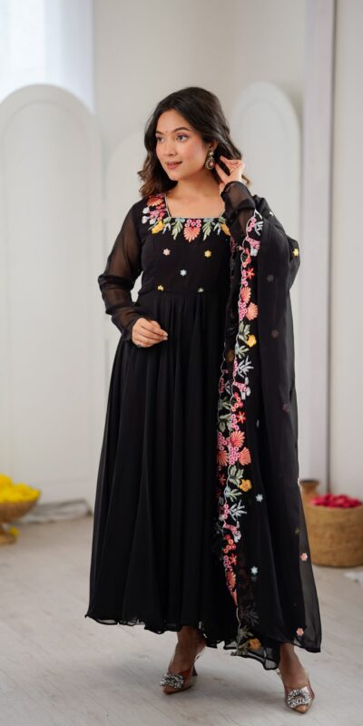 NSR 901 Black Faux Georgette Salwar Suit with Lace Work & Embroidery Work. Introductory Price ₹2099. Delivery 4-6 Working Days. Shop now. | Jump Suits, Straight Suits, Casual Suits, Creative suits, Designer Suits, Palazzo Suits, Party Wear Suits, Patiala Suits, Salwar suit